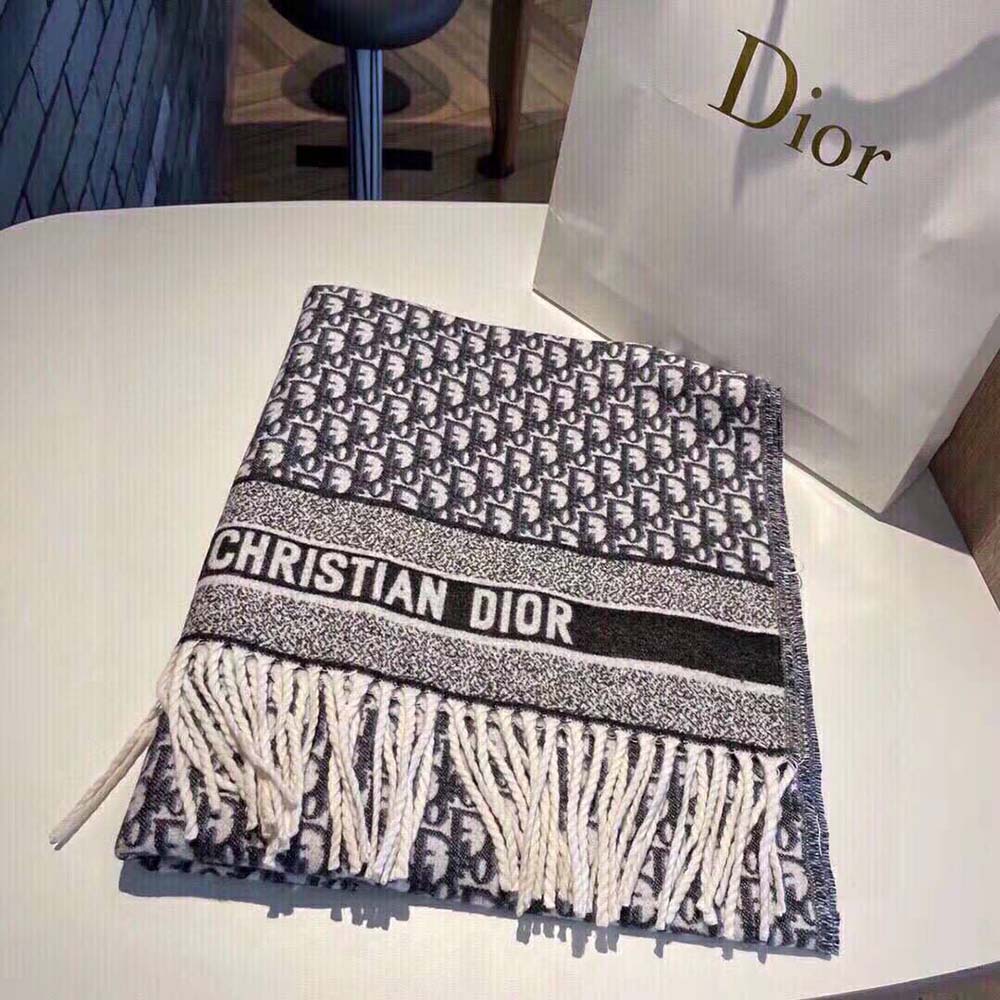 Dior Cannage Scarf Rose Des Vents and Ecru Cashmere and Virgin Wool DIOR BG #24 Dior Cannage Scarf Rose Des Vents and Ecru Cashmere and Virgin Wool DIOR BG